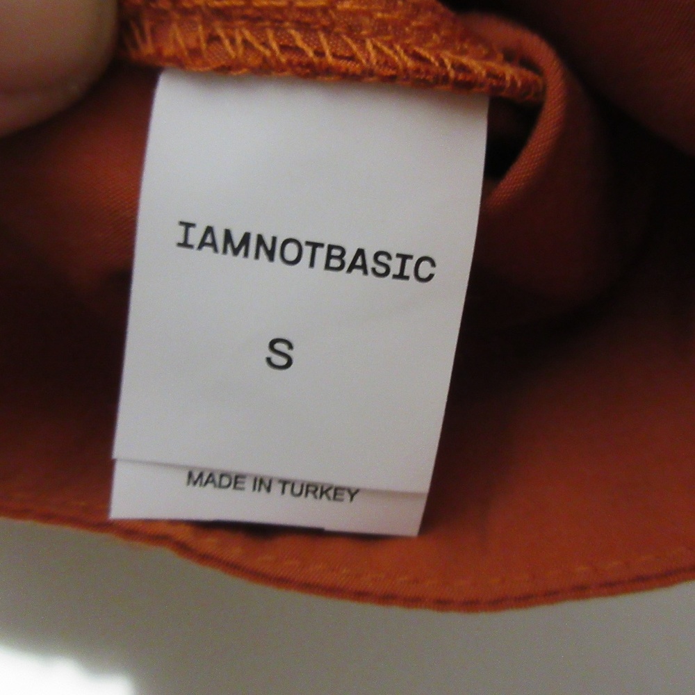 Iamnotbasic Rowena Top - Picture 7 of 9